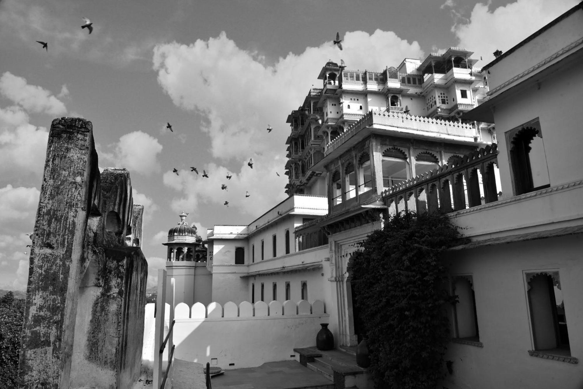 Raas Devigarh Hotel Delwāra Exterior photo