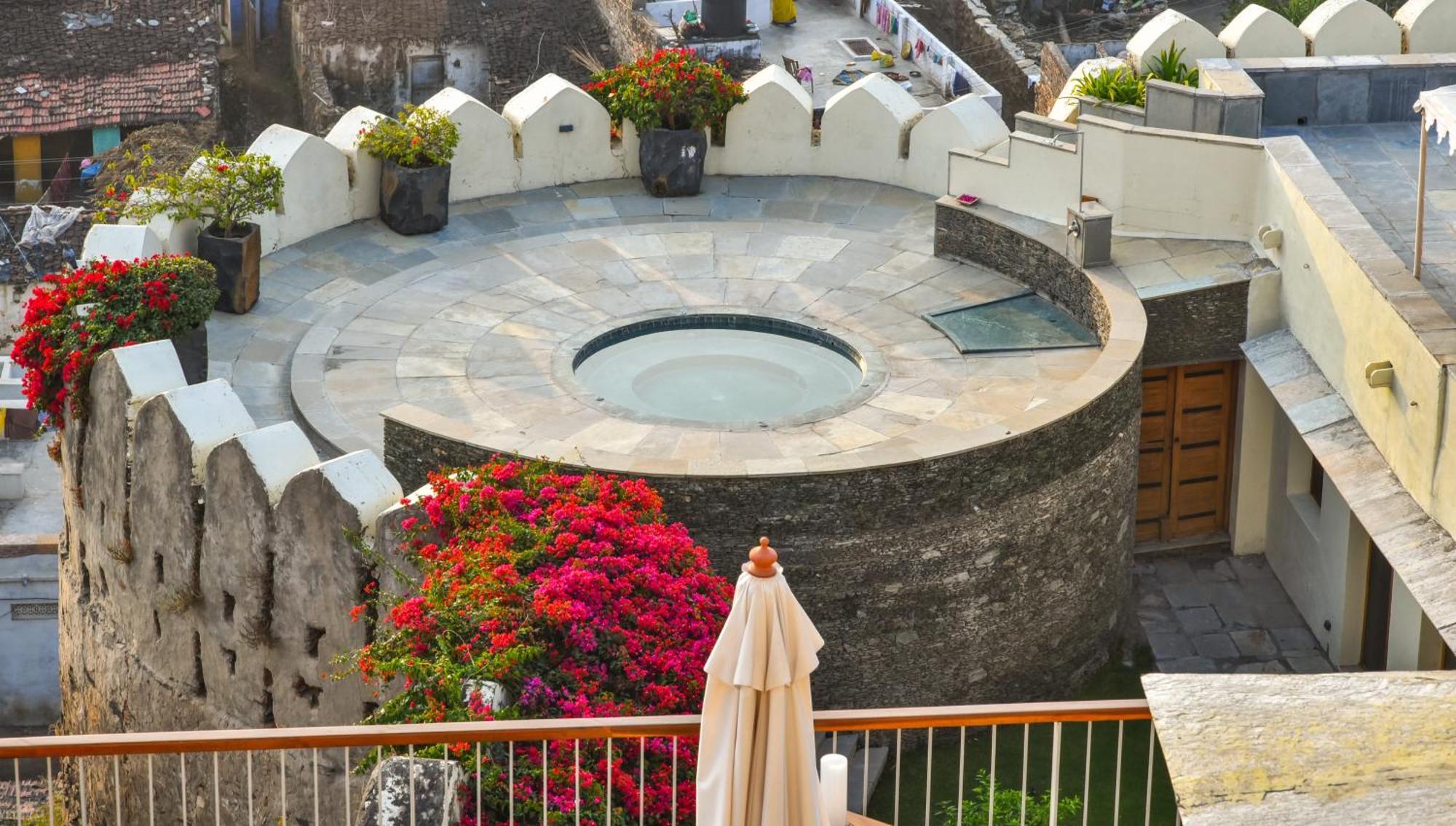 Raas Devigarh Hotel Delwāra Exterior photo