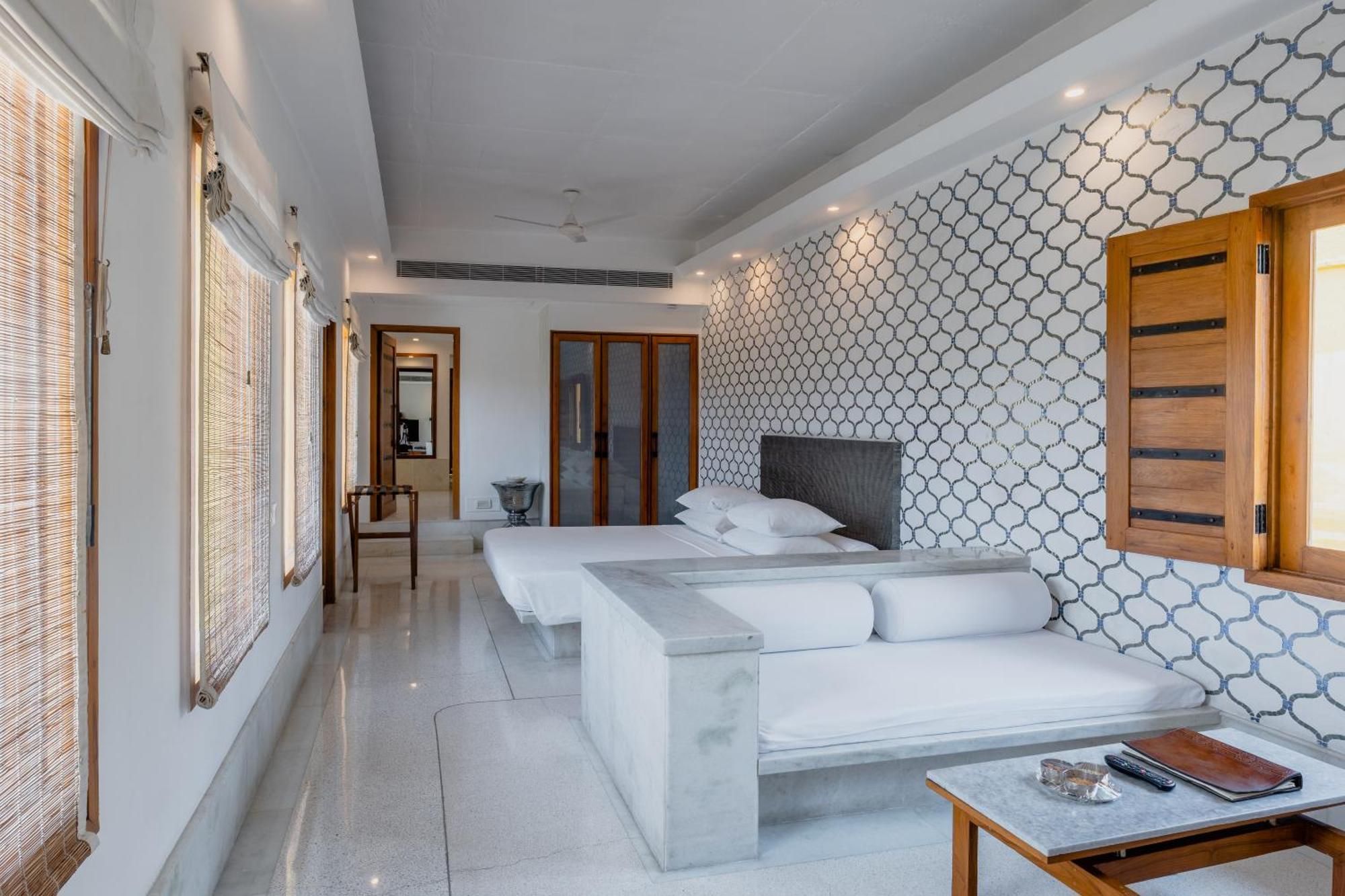 Raas Devigarh Hotel Delwāra Exterior photo