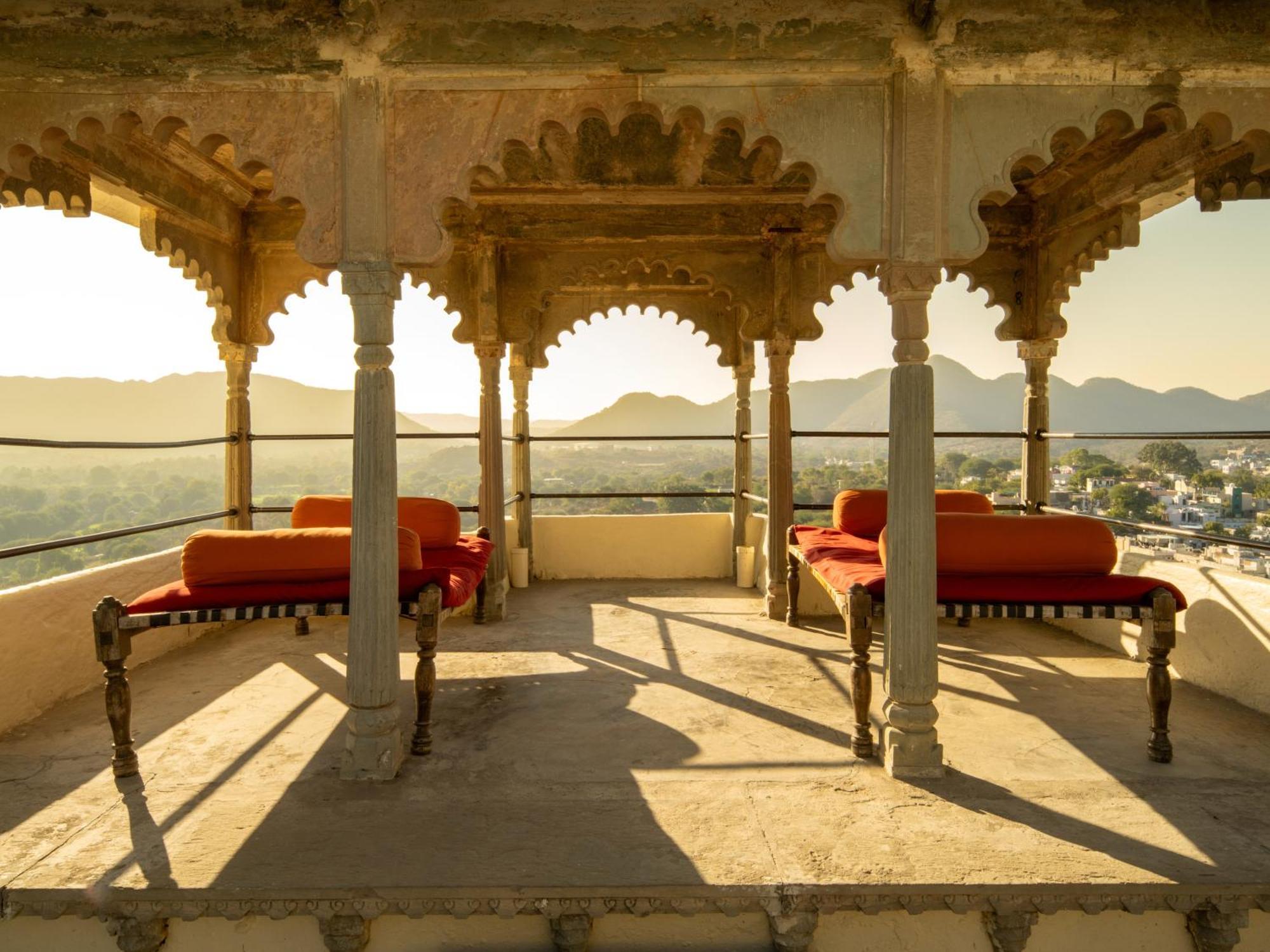 Raas Devigarh Hotel Delwāra Exterior photo